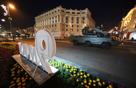 Репетиция военной техники к параду Победы во Владивостоке