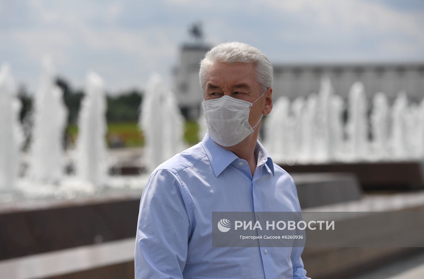 Открытие фонтанов в Москве