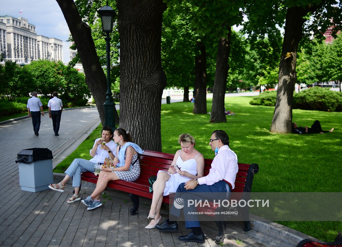 Теплая погода в Москве