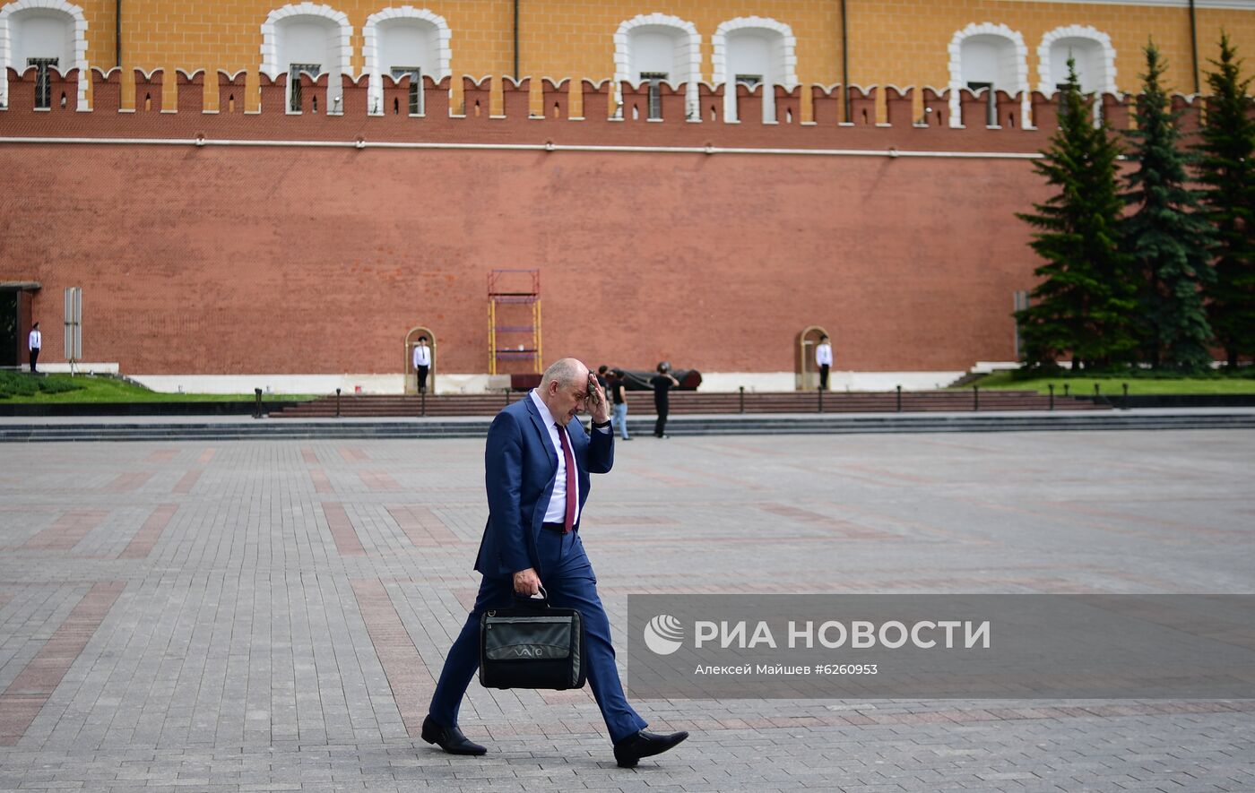 Теплая погода в Москве