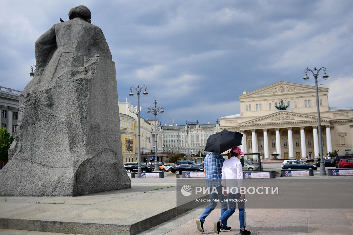 Теплая погода в Москве