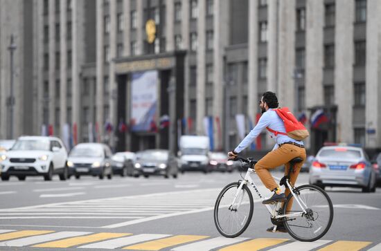 Теплая погода в Москве