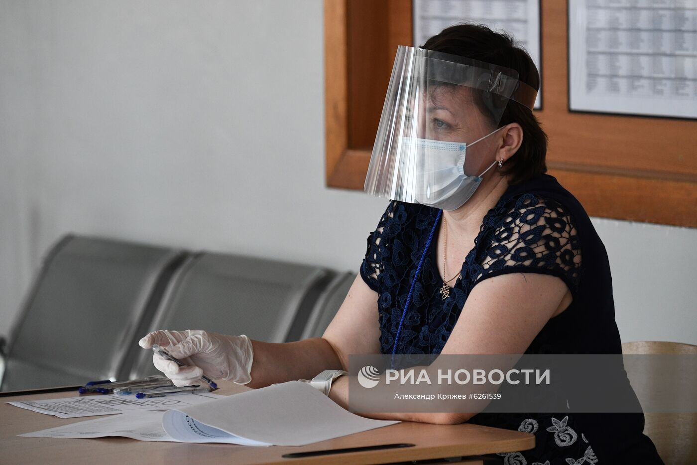 Участок для голосования по поправкам в Конституцию в Новосибирске