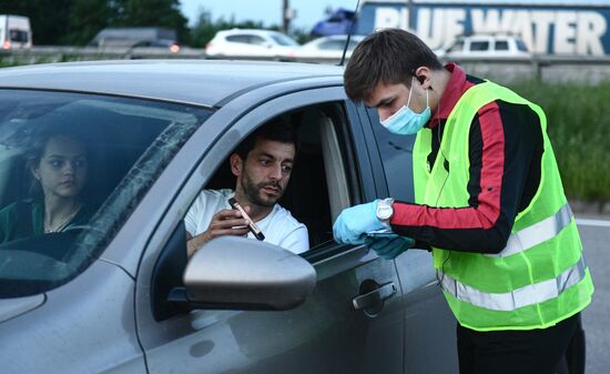 Открытие первого автокинотеатра сети "Каро" в Москве