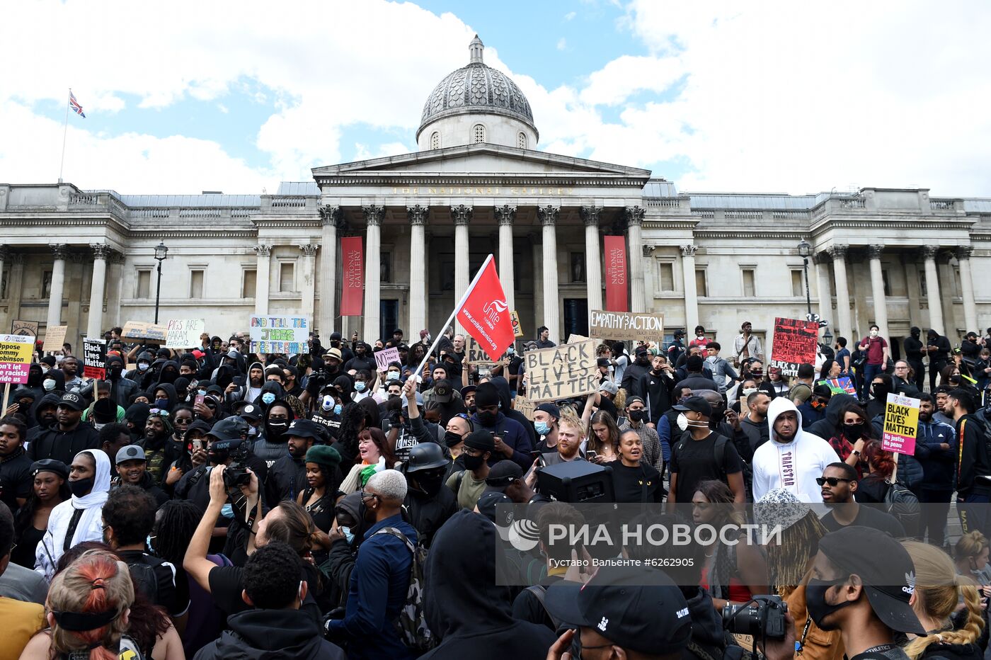 Протесты против полицейского произвола в Великобритании