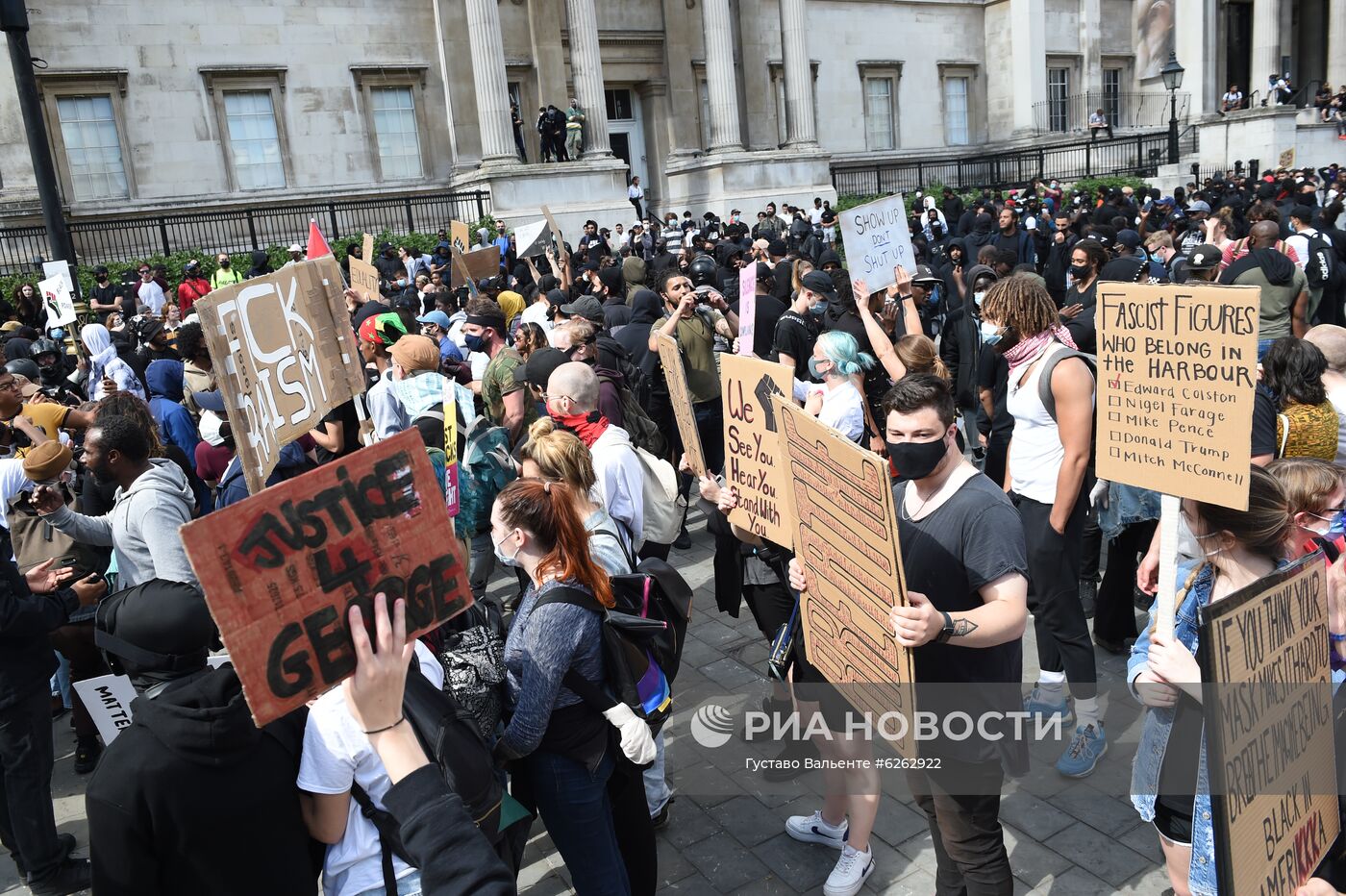 Протесты против полицейского произвола в Великобритании