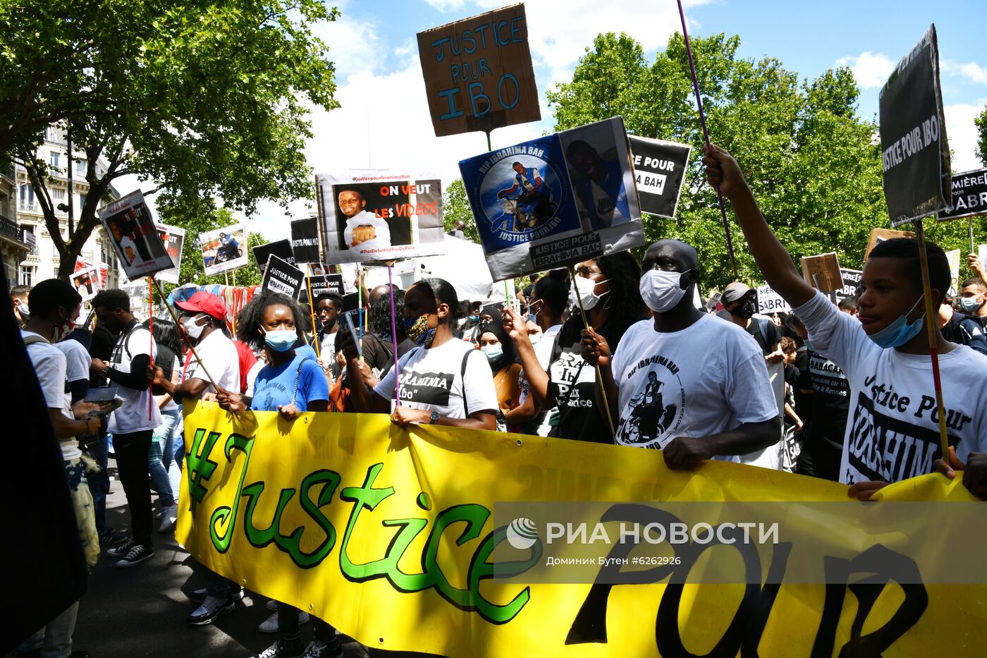 Протесты против действий полиции в отношении темнокожих во Франции