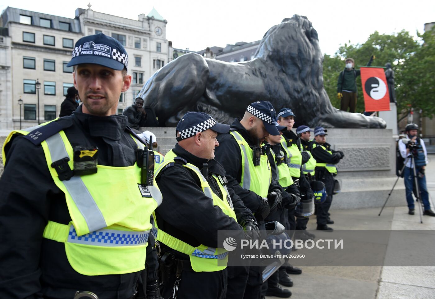 Протесты против полицейского произвола в Великобритании