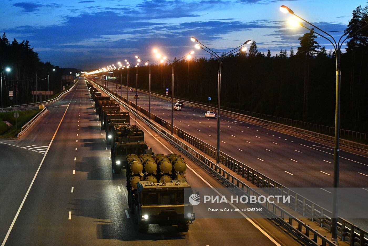 Передислокация военной техники в Москву для участия в параде Победы