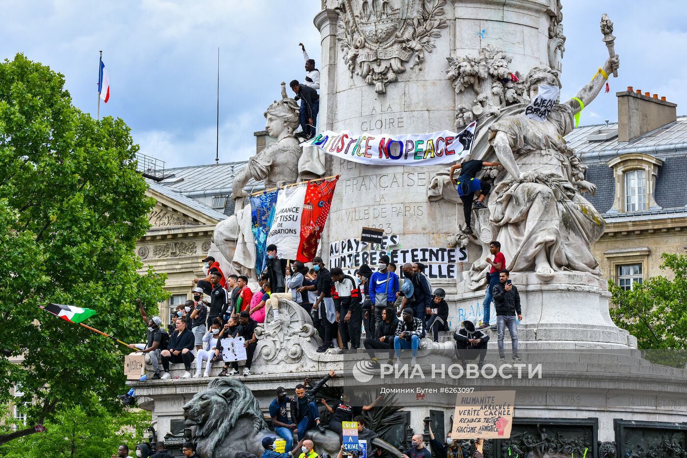 Протесты против действий полиции в отношении темнокожих во Франции