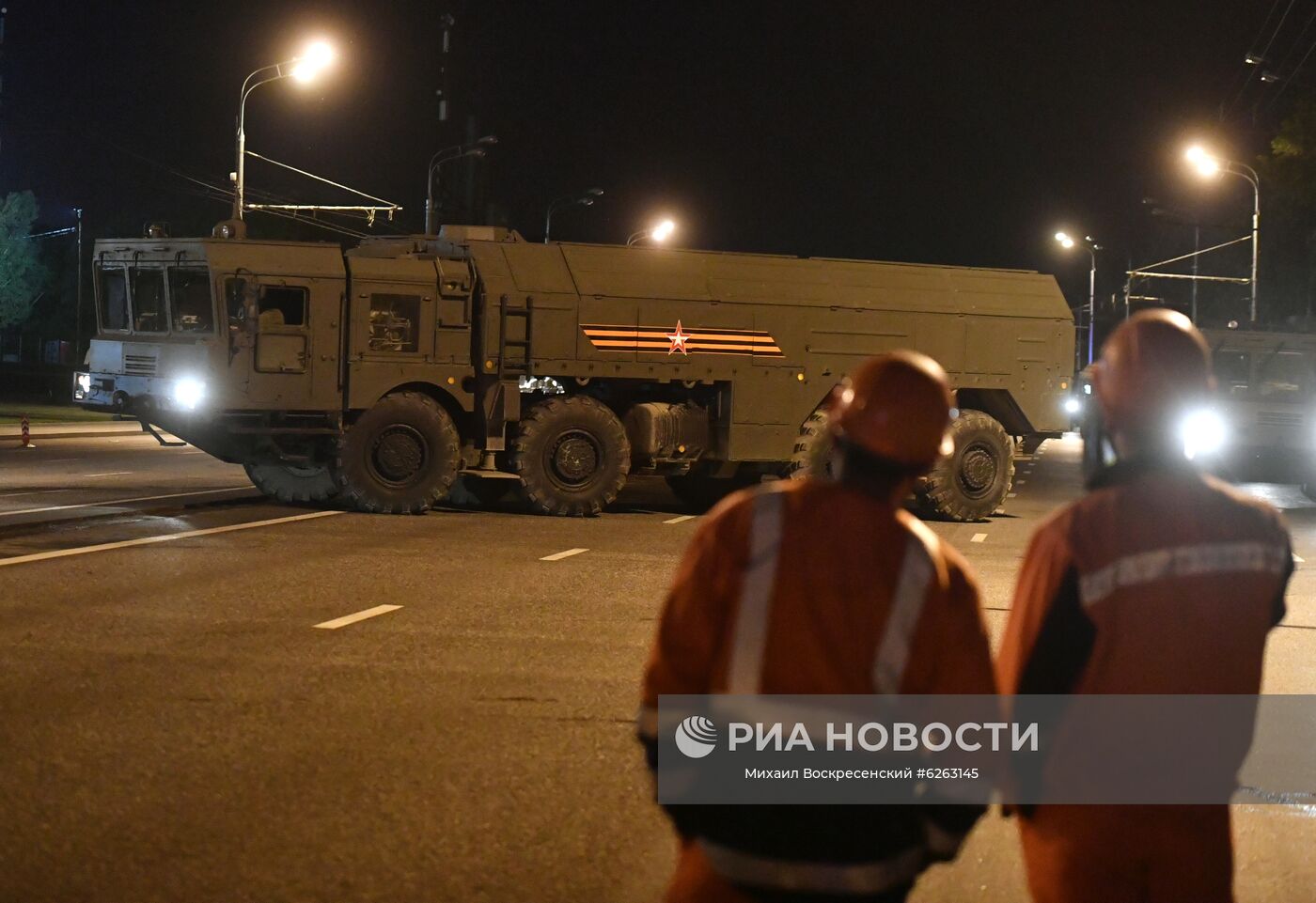 Передислокация военной техники в Москву для участия в параде Победы