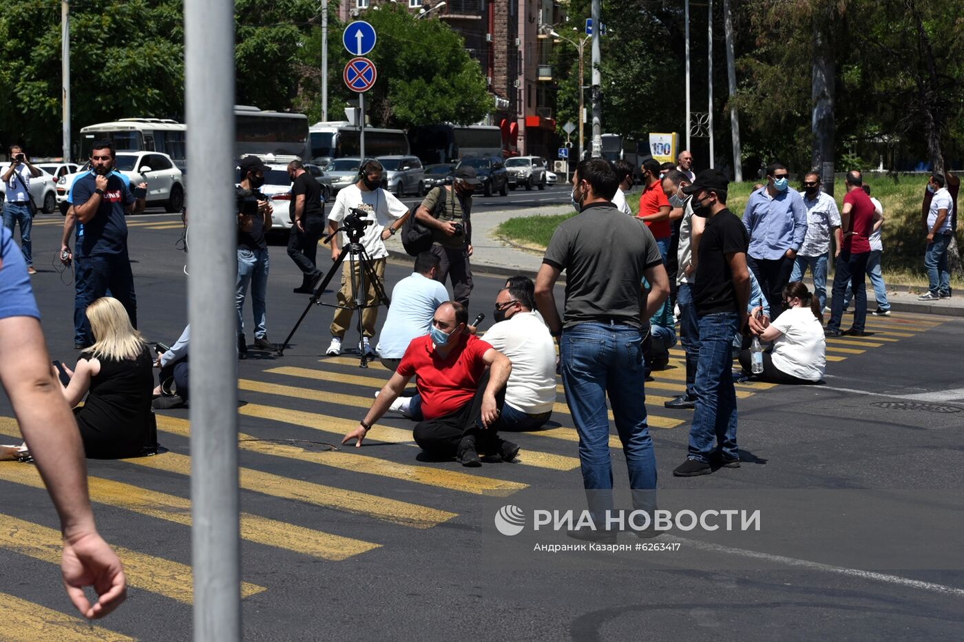 Акция в поддержку депутата и предпринимателя Г. Царукяна в Ереване