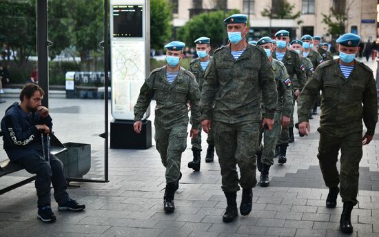 Тренировка экипажей военной техники к параду Победы