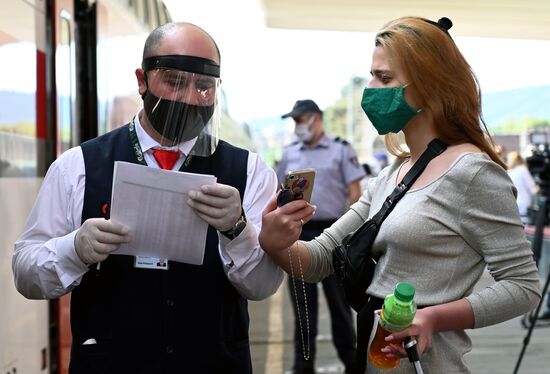 В Грузии возобновлено железнодорожное сообщение