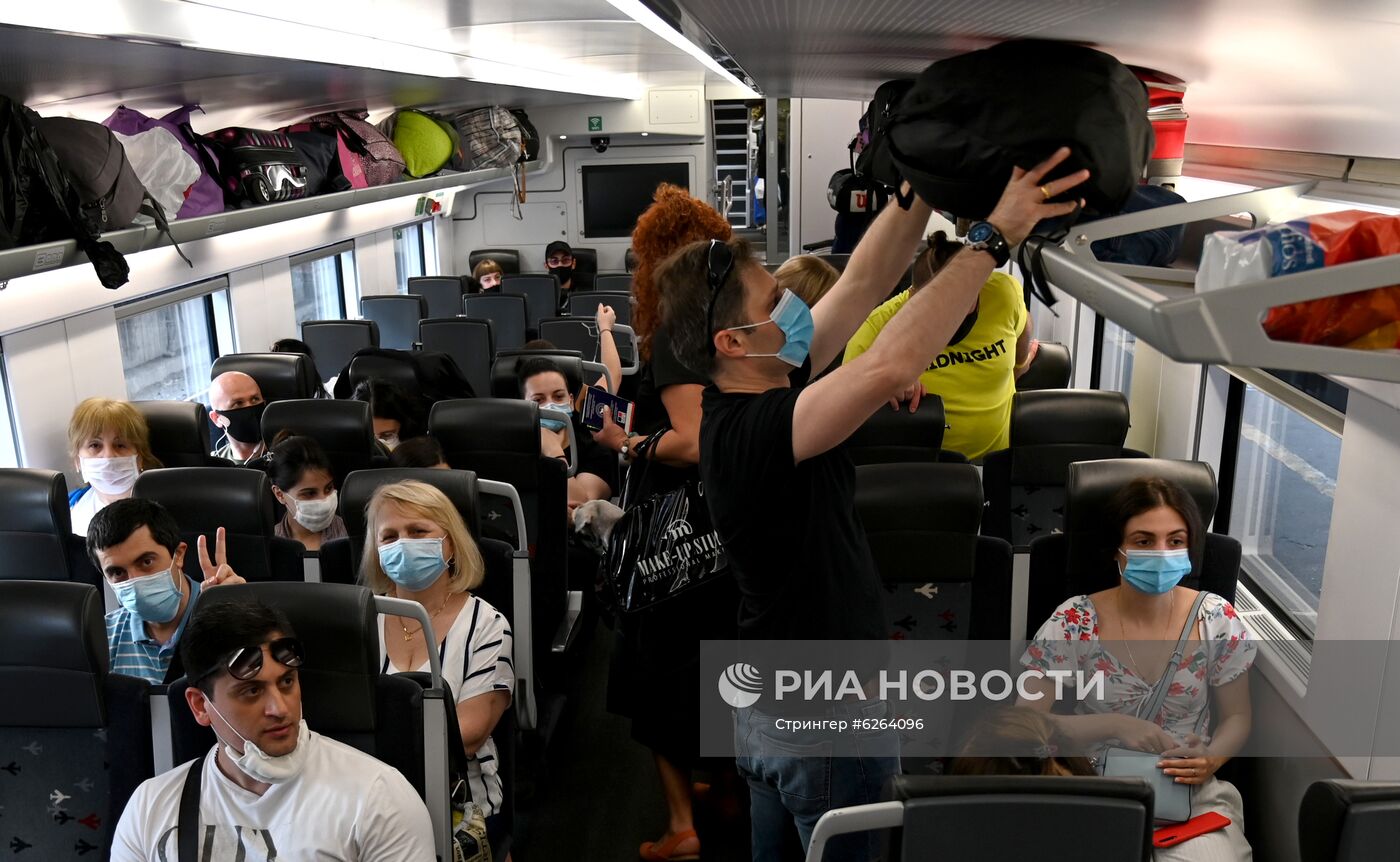 В Грузии возобновлено железнодорожное сообщение