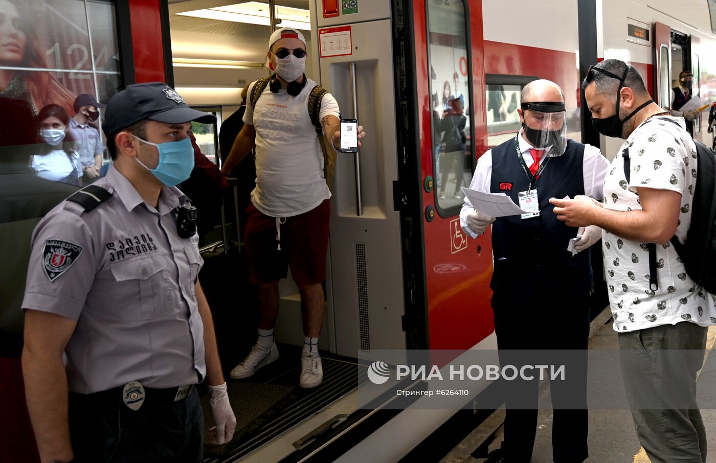 В Грузии возобновлено железнодорожное сообщение