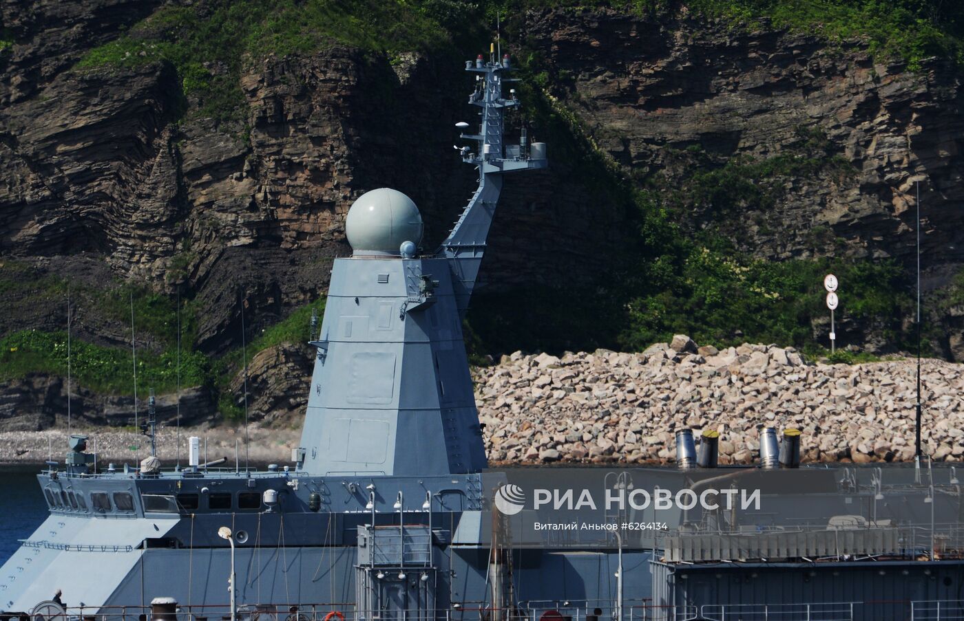 Новейший корвет "Герой Российской Федерации Алдар Цыденжапов" доставлен во Владивосток