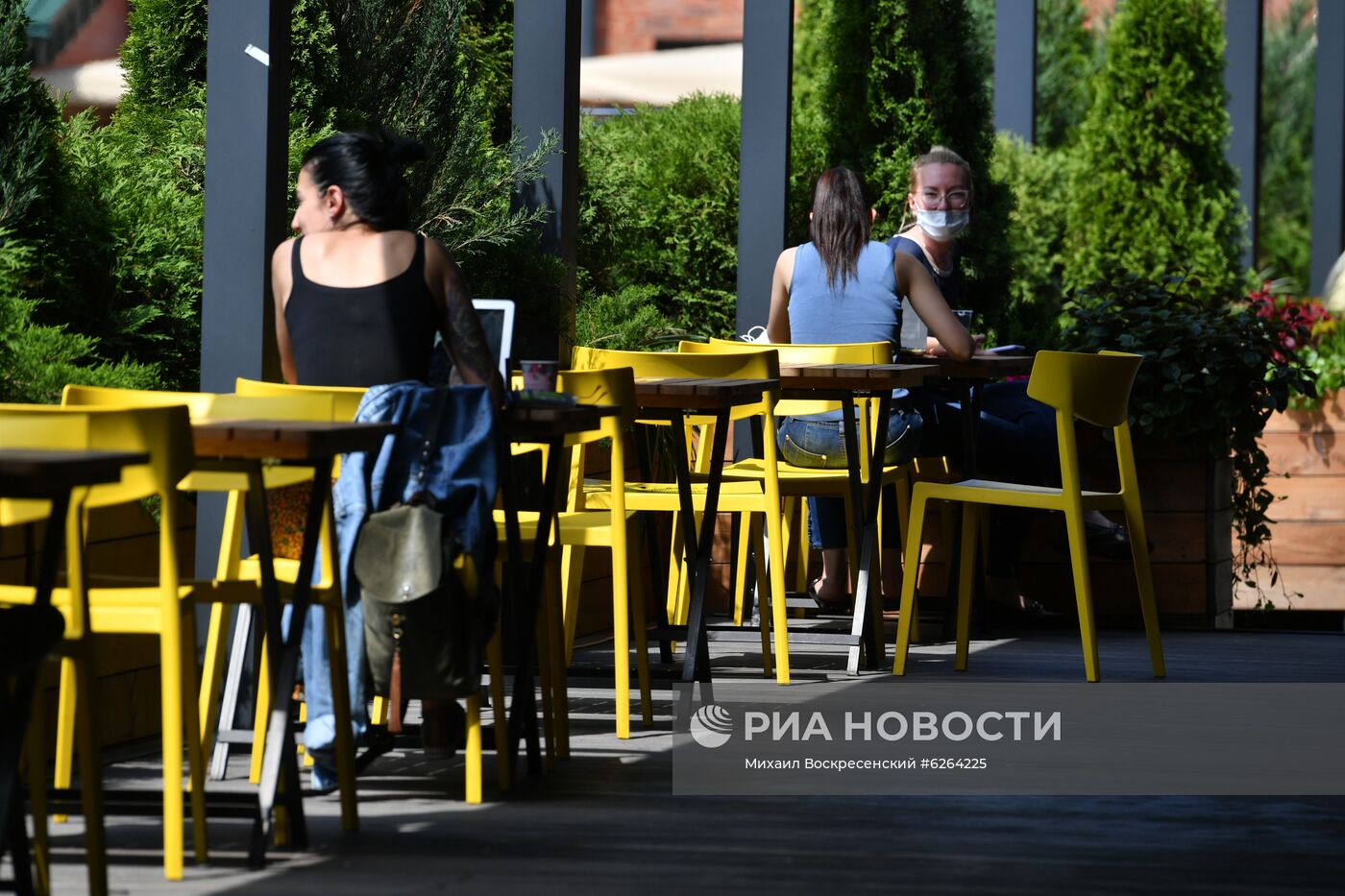 Открытие летних веранд в Москве