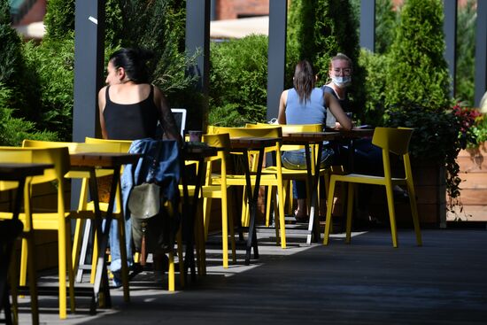 Открытие летних веранд в Москве