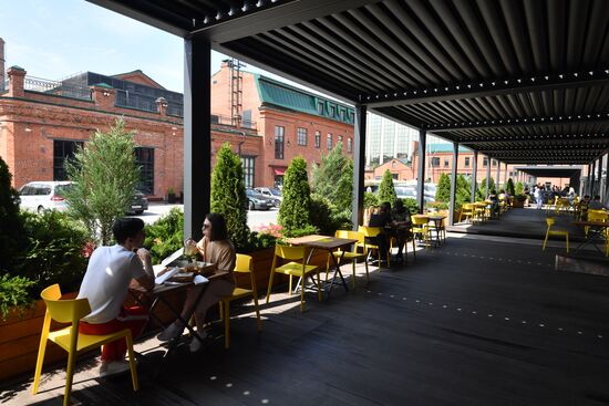 Открытие летних веранд в Москве