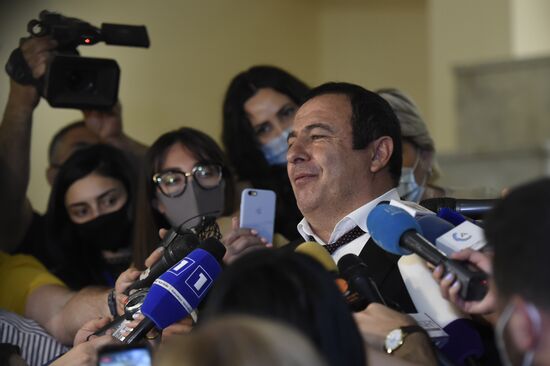 Рассмотрение дела лидера оппозиции Армении Г. Царукяна