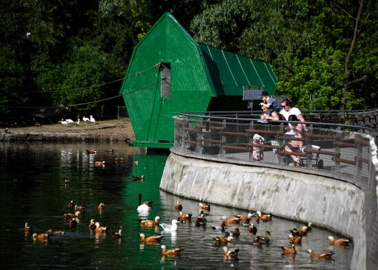 Московский зоопарк возобновил работу