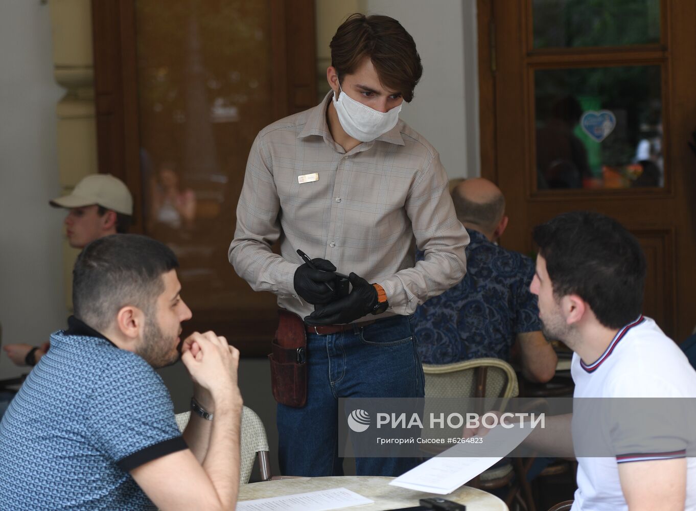 Мэр Москвы Собянин встретился с рестораторами