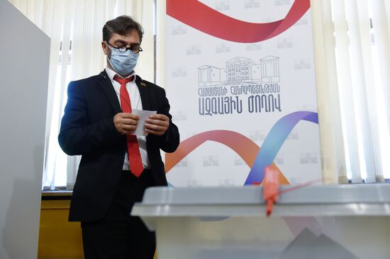 Рассмотрение дела лидера оппозиции Армении Г. Царукяна