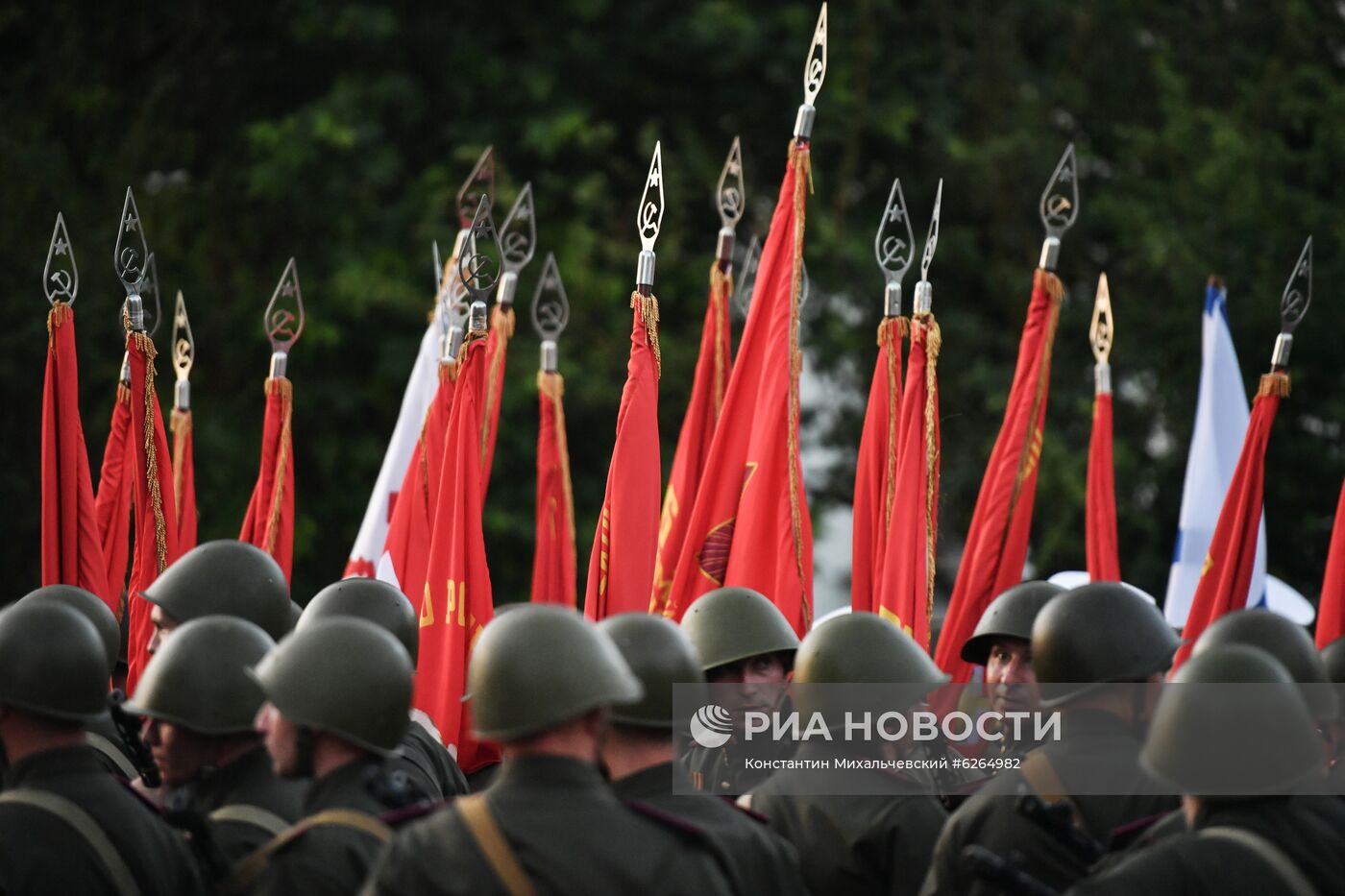 Репетиция парада Победы в Симферополе