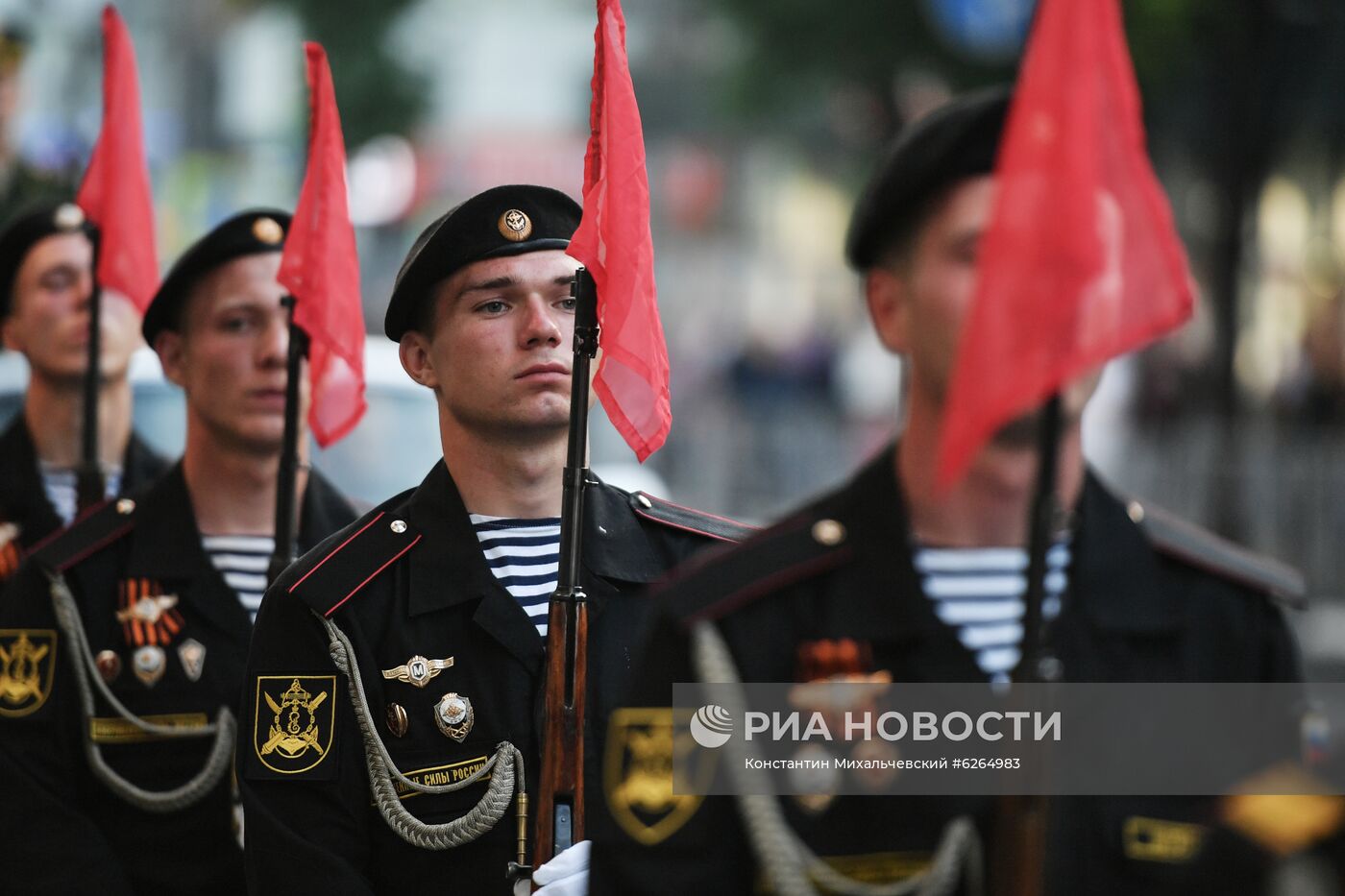 Репетиция парада Победы в Симферополе