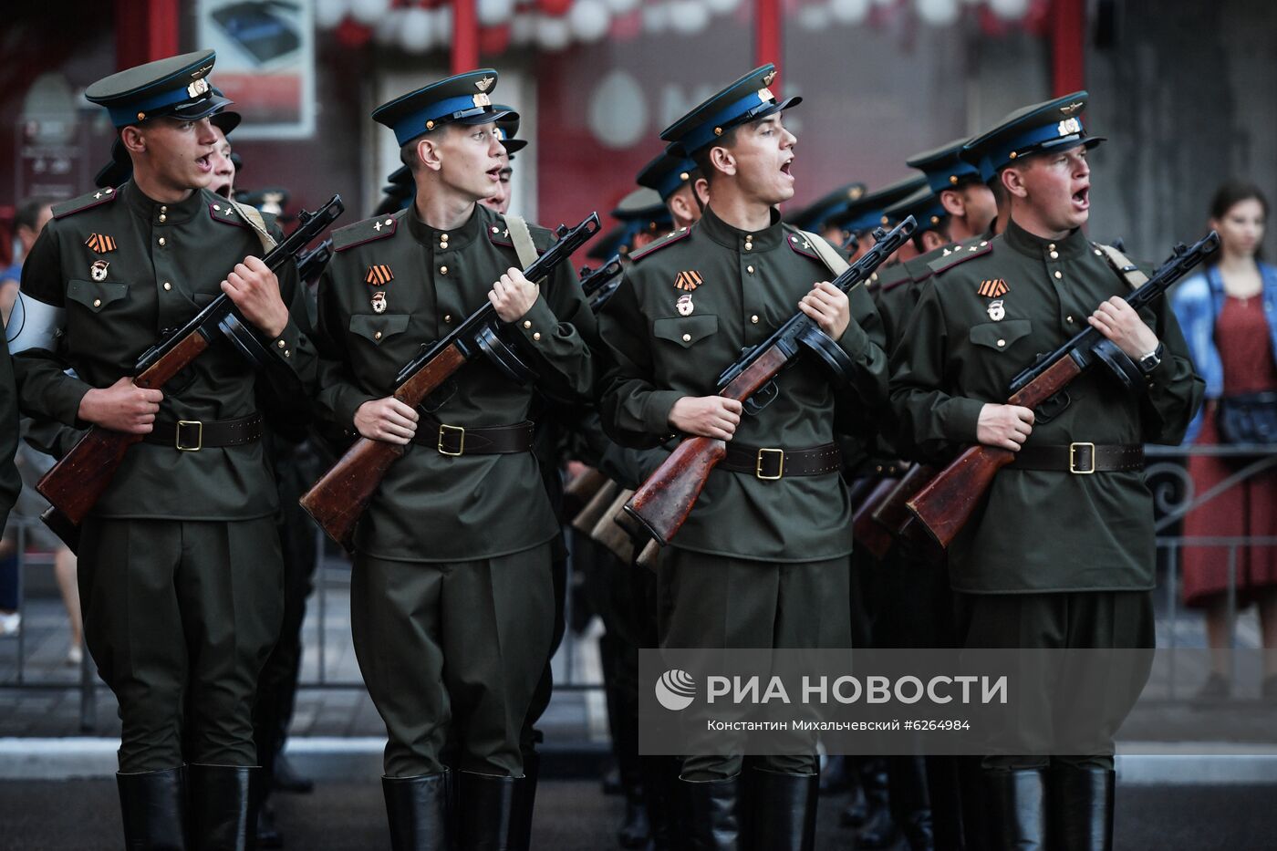 Репетиция парада Победы в Симферополе