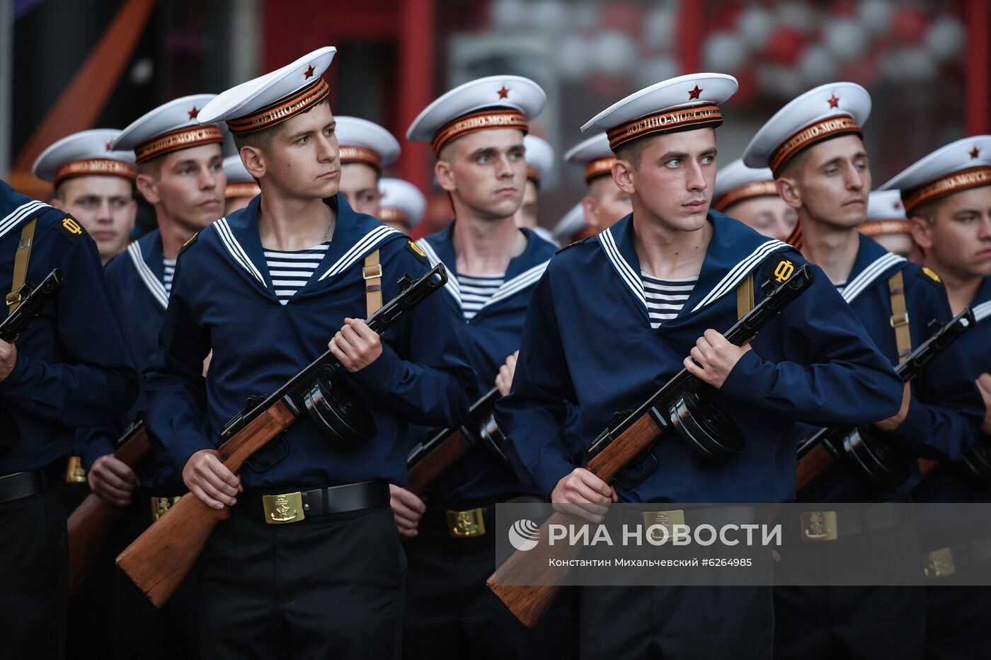 Репетиция парада Победы в Симферополе