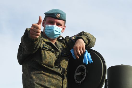 Ночная репетиция парада Победы в Москве 