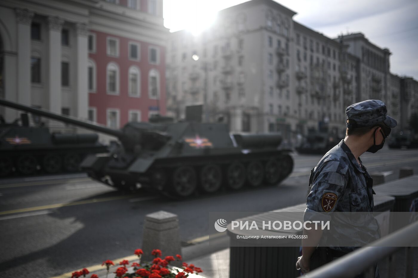 Ночная репетиция парада Победы в Москве