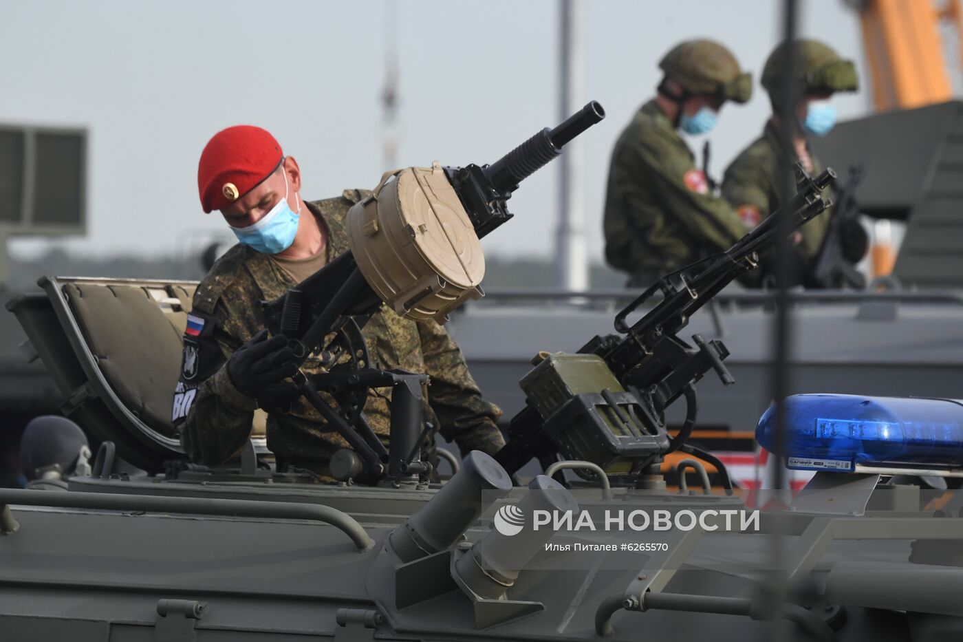 Ночная репетиция парада Победы в Москве