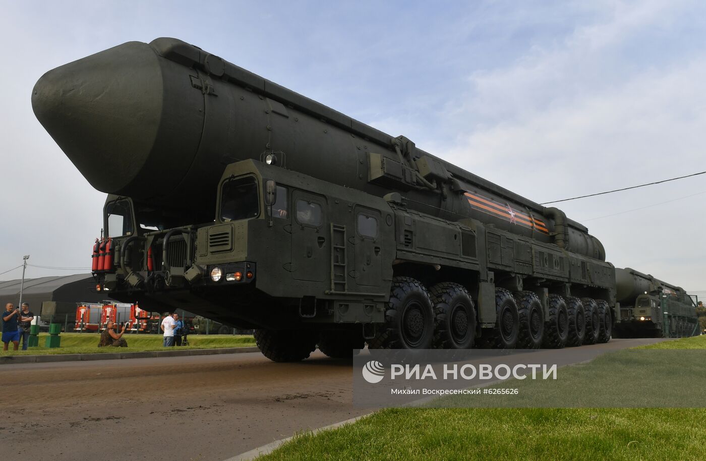 Ночная репетиция парада Победы в Москве