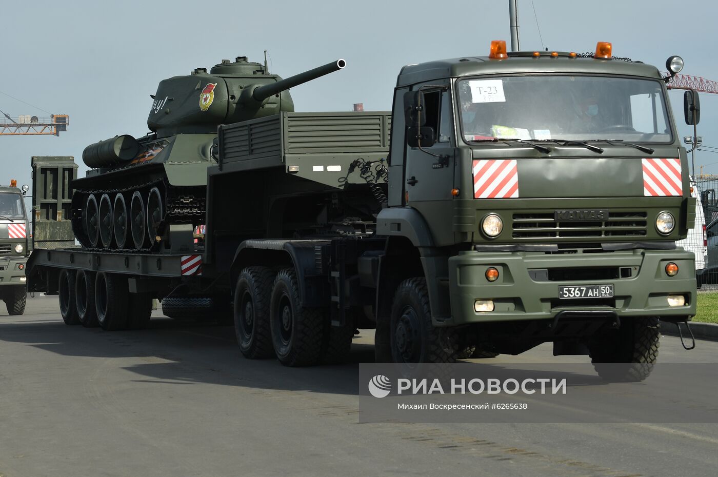 Ночная репетиция парада Победы в Москве
