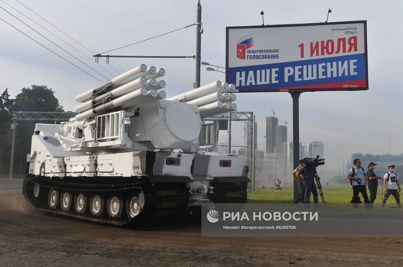 Ночная репетиция парада Победы в Москве