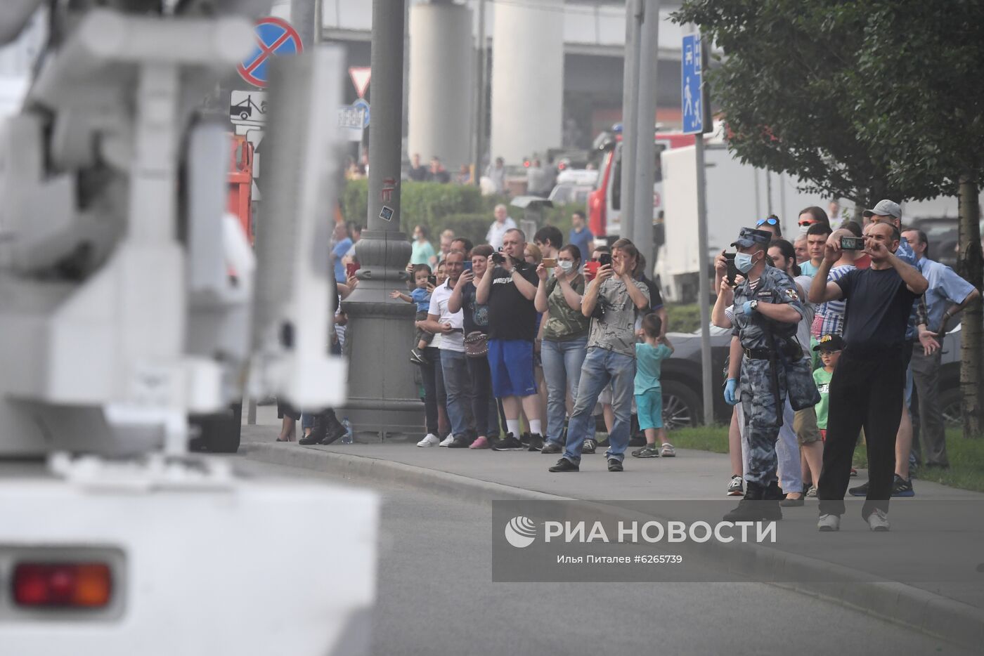 Ночная репетиция парада Победы в Москве