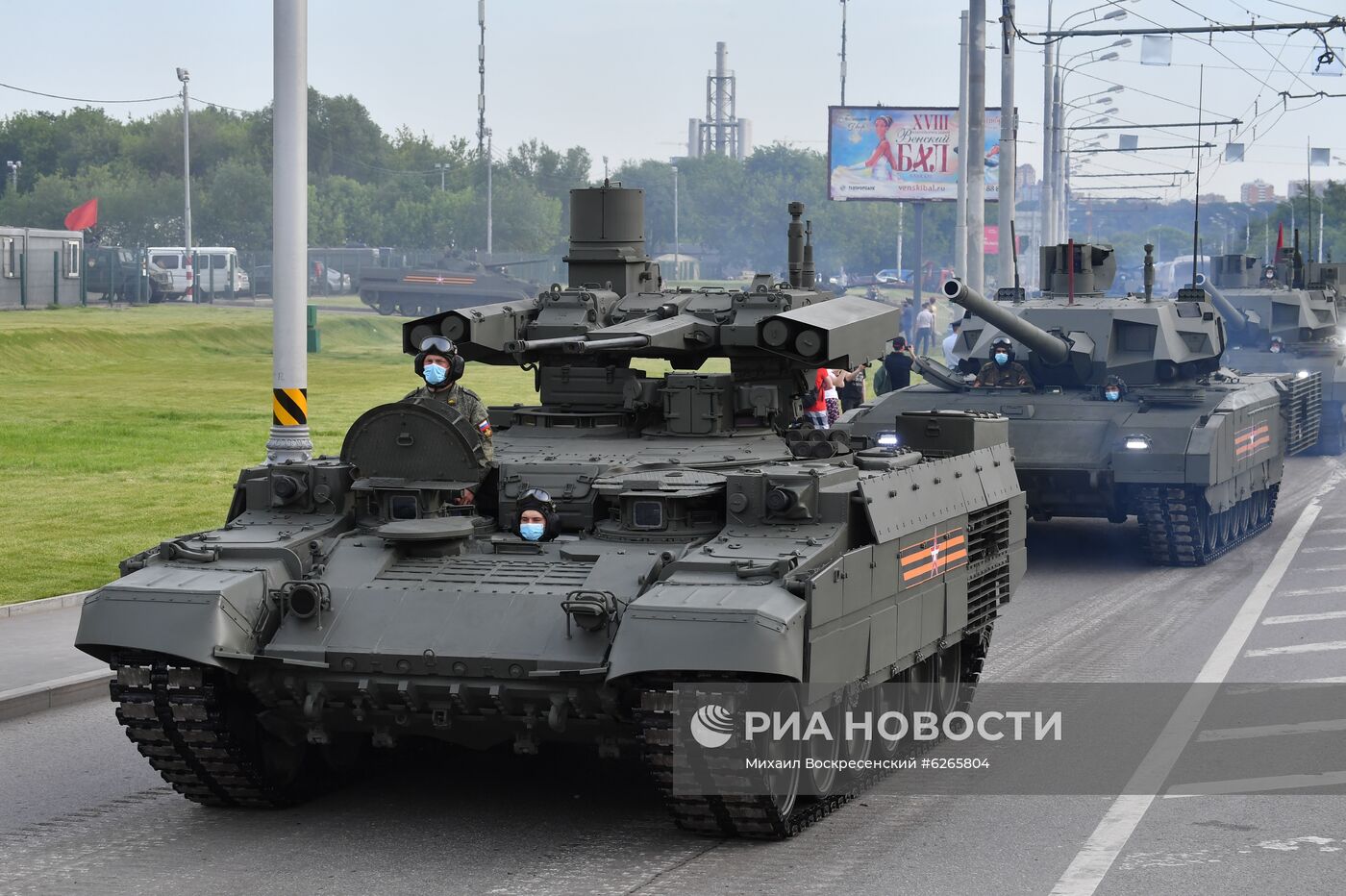 Ночная репетиция парада Победы в Москве