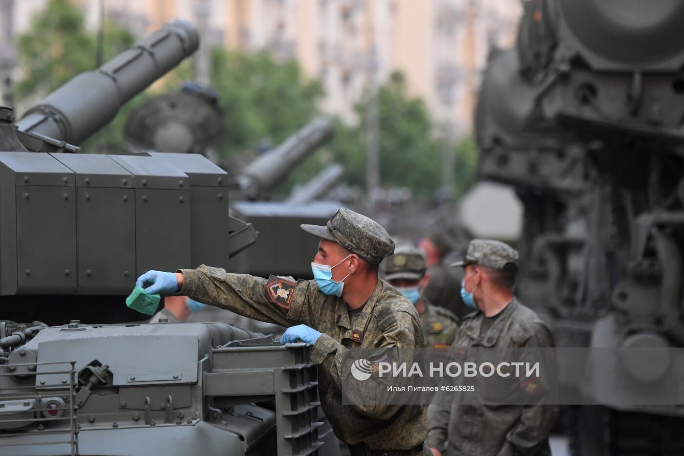 Ночная репетиция парада Победы в Москве