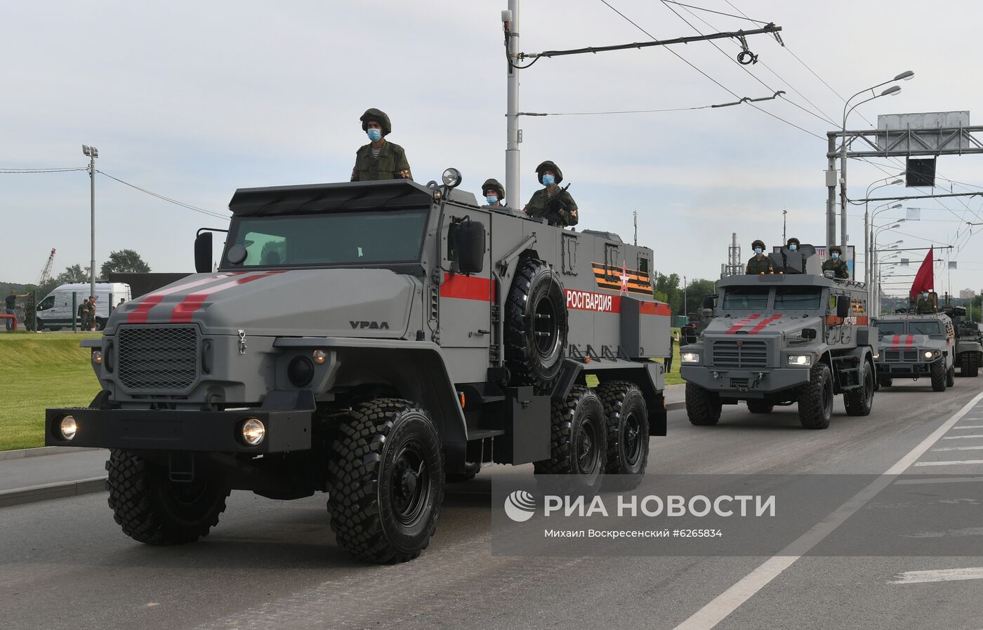 Ночная репетиция парада Победы в Москве