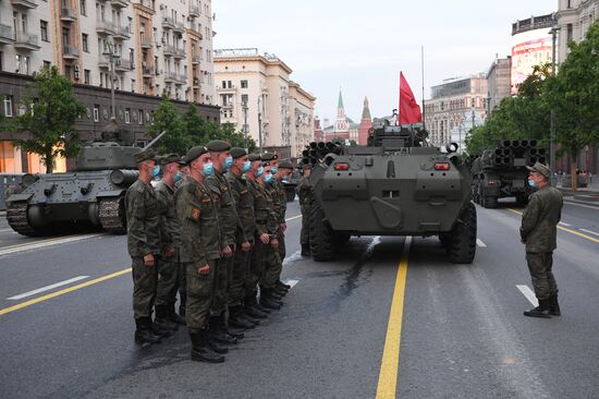 Ночная репетиция парада Победы в Москве 