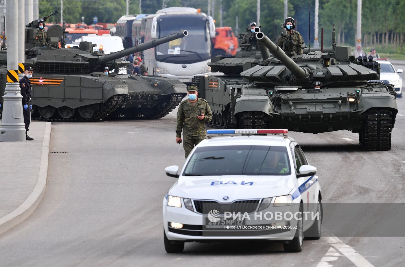 Ночная репетиция парада Победы в Москве