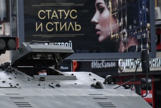 Ночная репетиция парада Победы в Москве