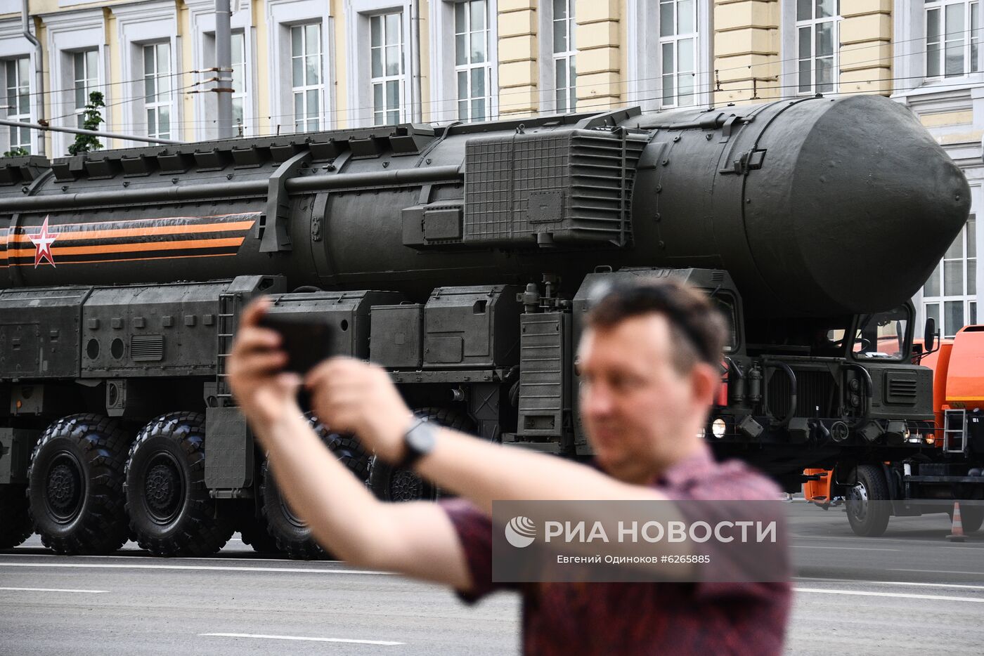 Ночная репетиция парада Победы в Москве