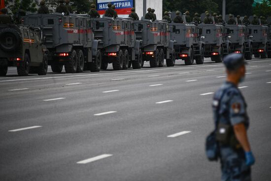 Ночная репетиция парада Победы в Москве