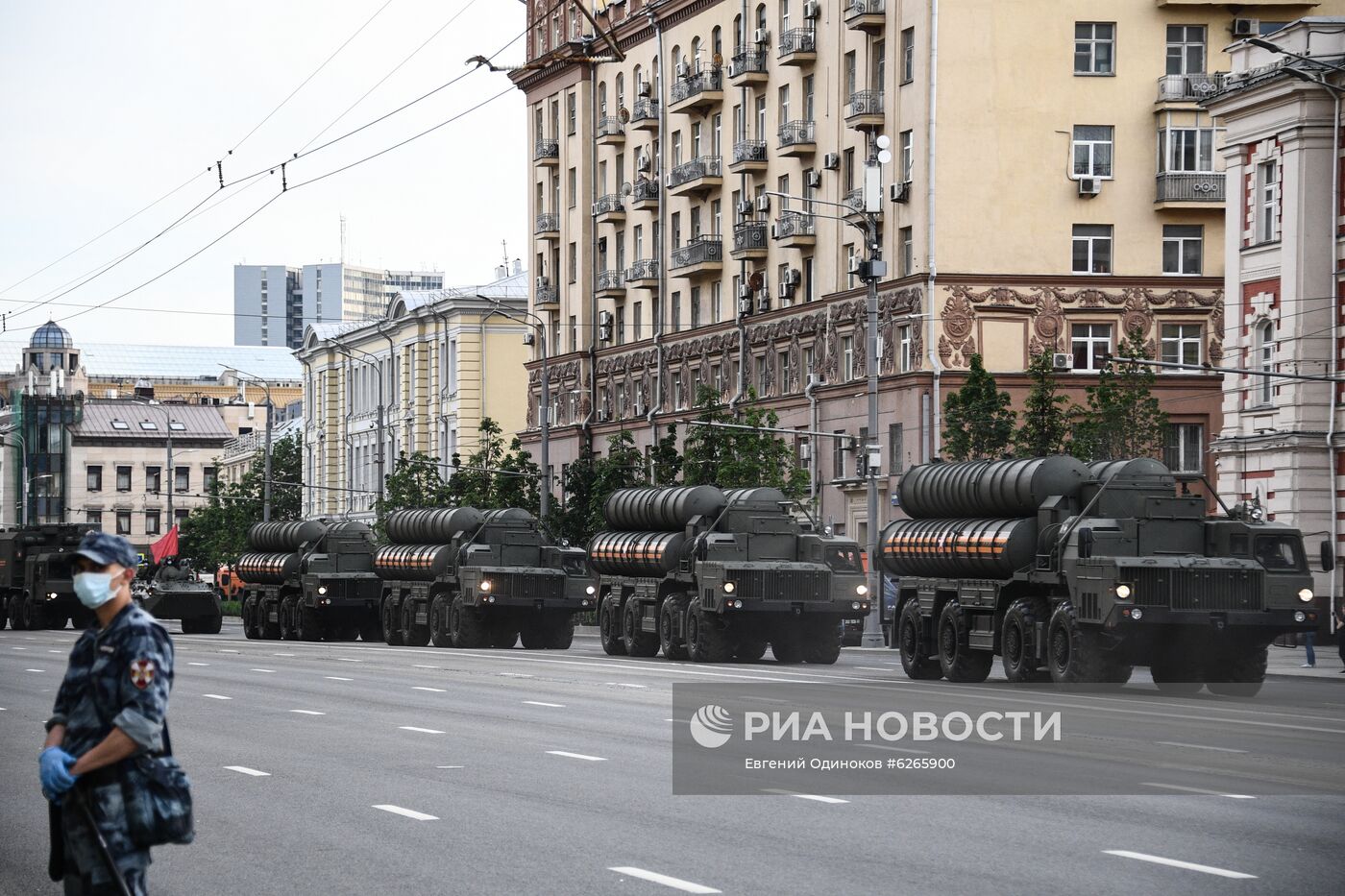 Ночная репетиция парада Победы в Москве