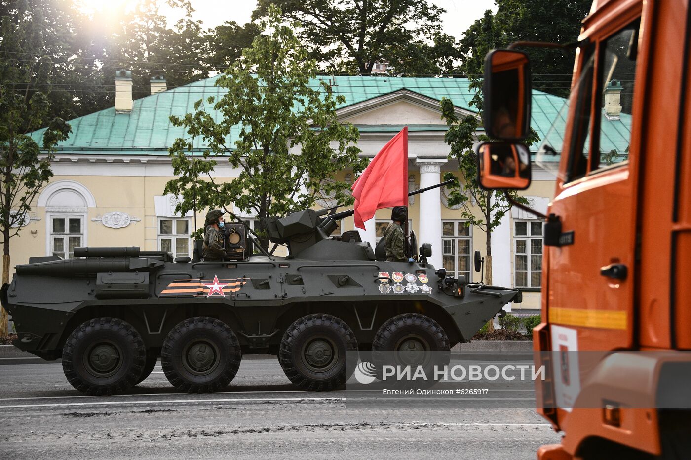 Ночная репетиция парада Победы в Москве