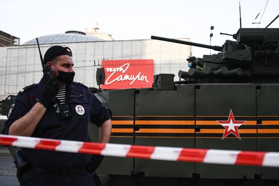 Ночная репетиция парада Победы в Москве